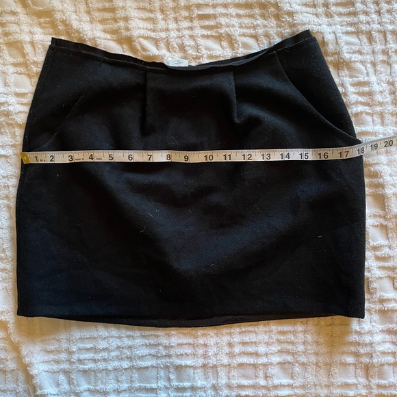 J Crew black wool mini skirt with pockets - Picture 2 of 7